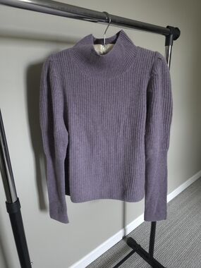 100% Cashmere Sweater, Size S